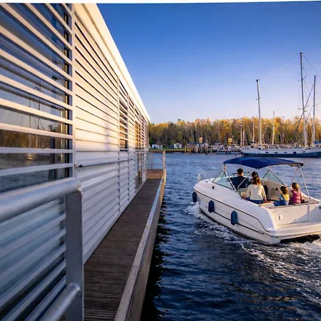 Floatinghouse Trinity - Lp5 * Peenemunde